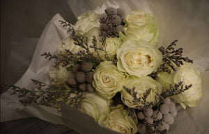 White Ecuador rose bouquet
