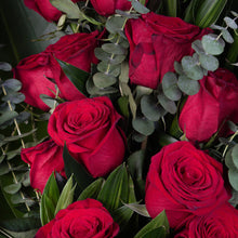 Load image into Gallery viewer, Ecuador Roses Bouquet