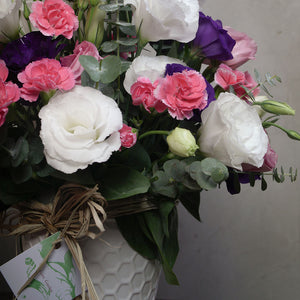 Assorted lisianthus in a vase
