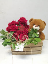 Load image into Gallery viewer, Roses and Teddy Bear in Wooden crate(Code:TLGVC003-23)
