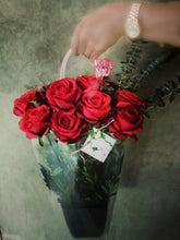Load image into Gallery viewer, Roses in Bag(Code:TLGVC002-23)