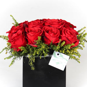 Red Equador Roses Vase