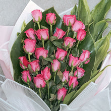 Load image into Gallery viewer, Pink Roses Bouquet